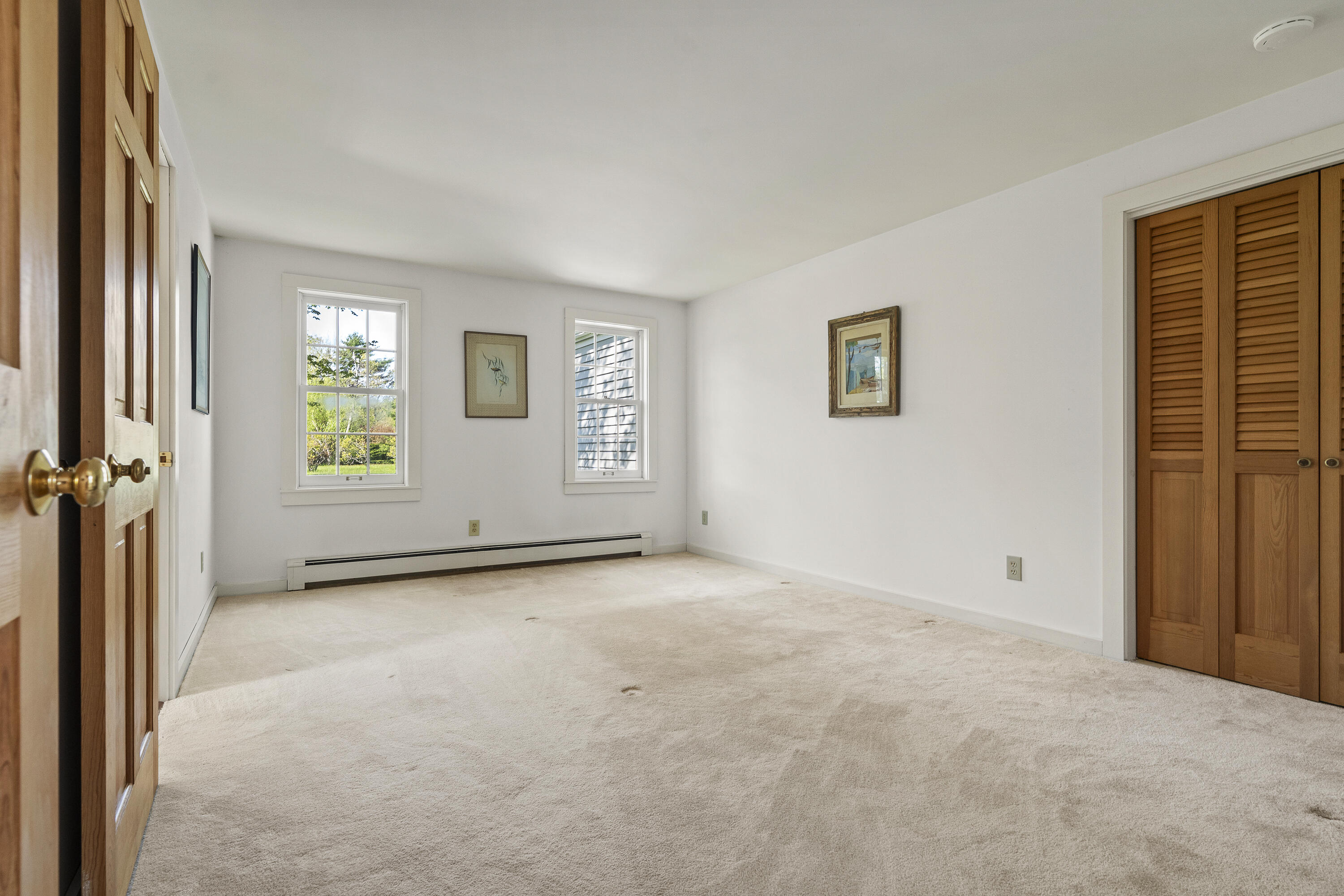 31 Woodward Farm Road Bristol ME 04539