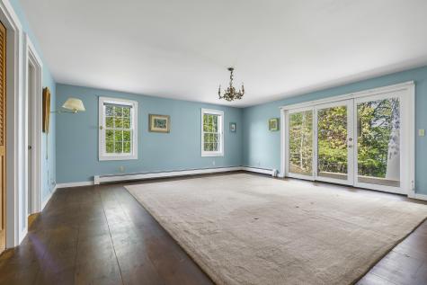 31 Woodward Farm Road Bristol ME 04539