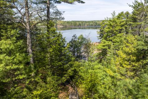 31 Woodward Farm Road Bristol ME 04539