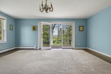 31 Woodward Farm Road Bristol ME 04539