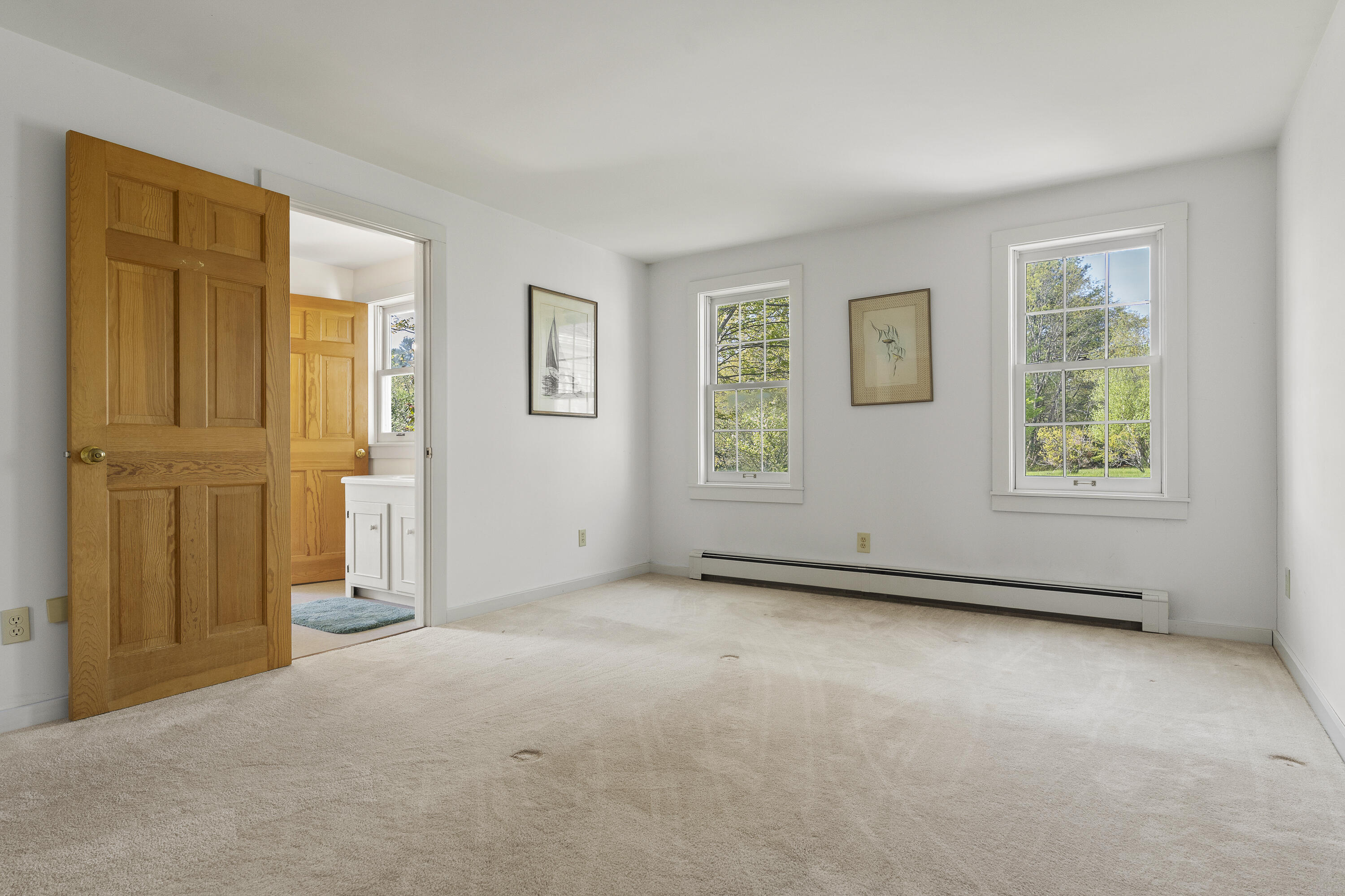 31 Woodward Farm Road Bristol ME 04539
