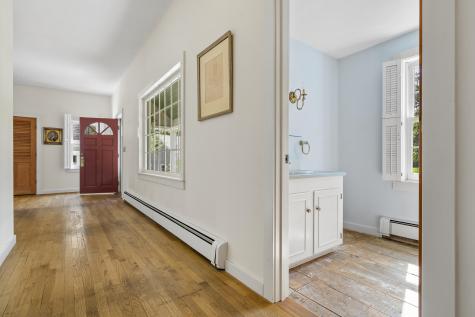 31 Woodward Farm Road Bristol ME 04539