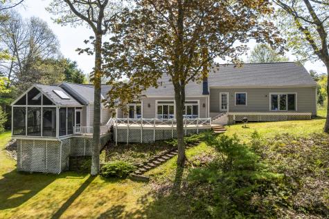 31 Woodward Farm Road Bristol ME 04539