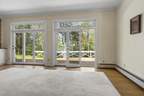 31 Woodward Farm Road Bristol ME 04539