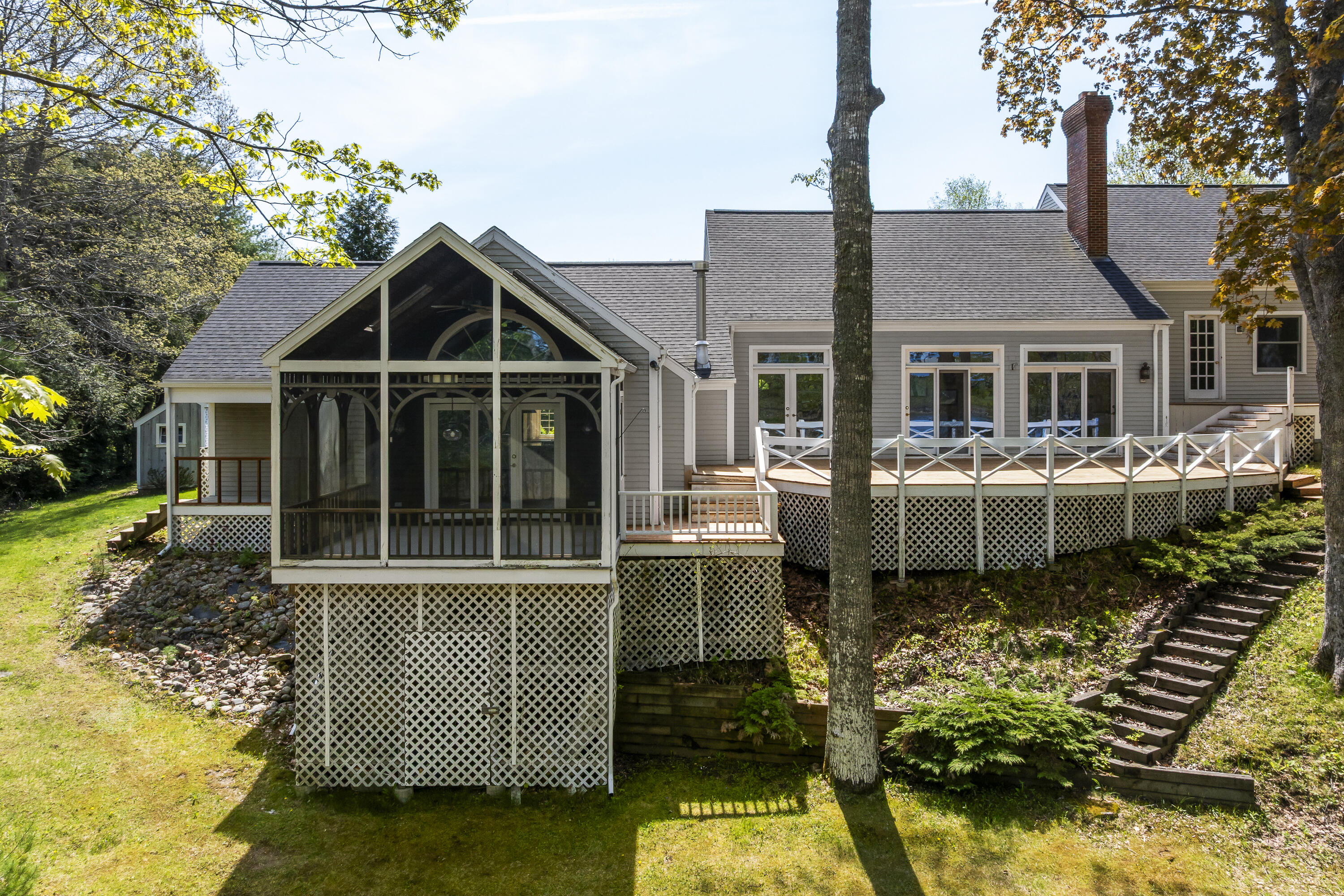 31 Woodward Farm Road Bristol ME 04539