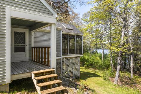 31 Woodward Farm Road Bristol ME 04539