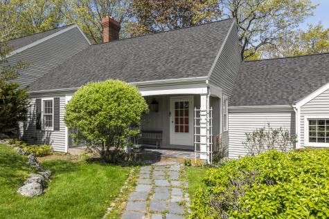 31 Woodward Farm Road Bristol ME 04539