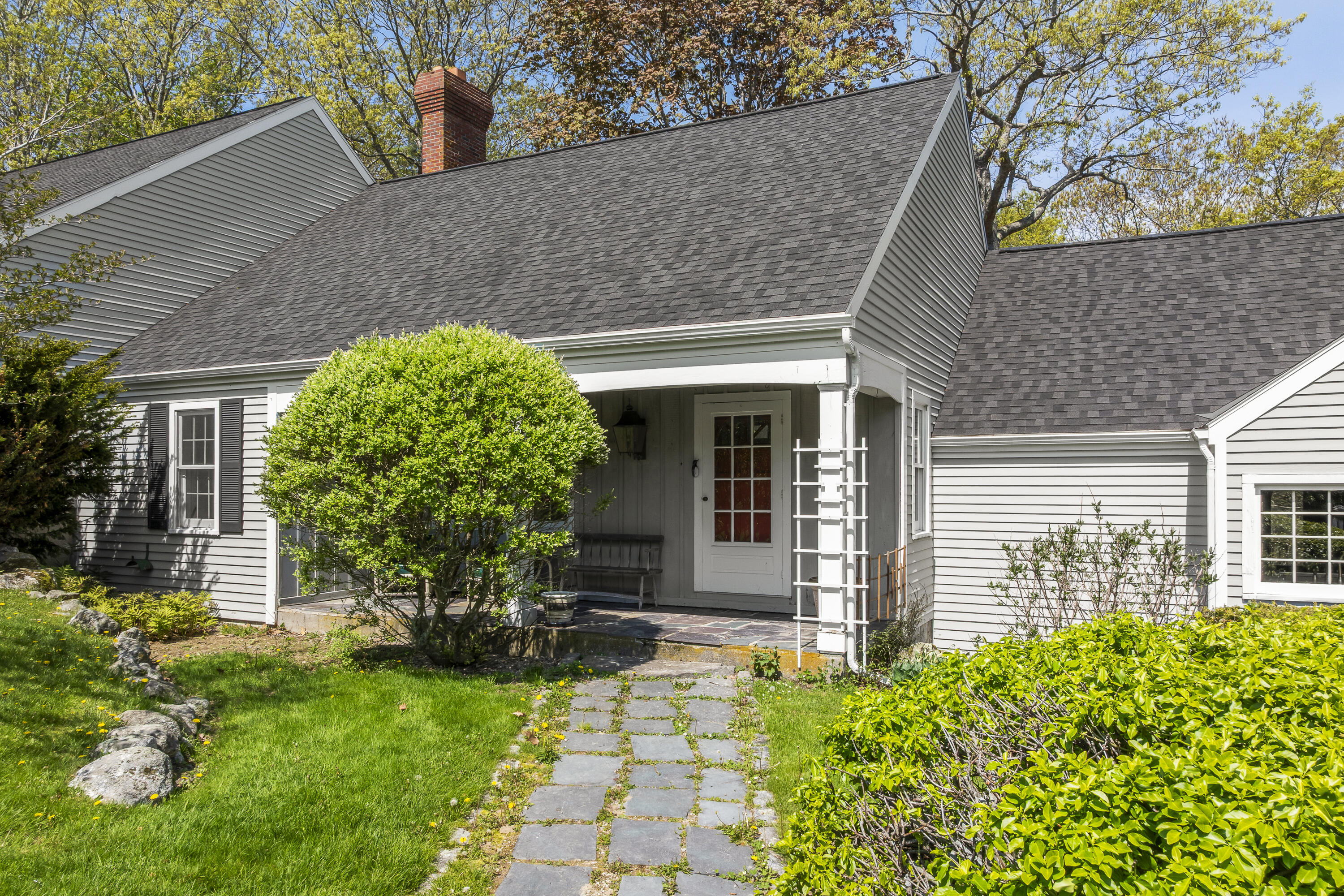 31 Woodward Farm Road Bristol ME 04539