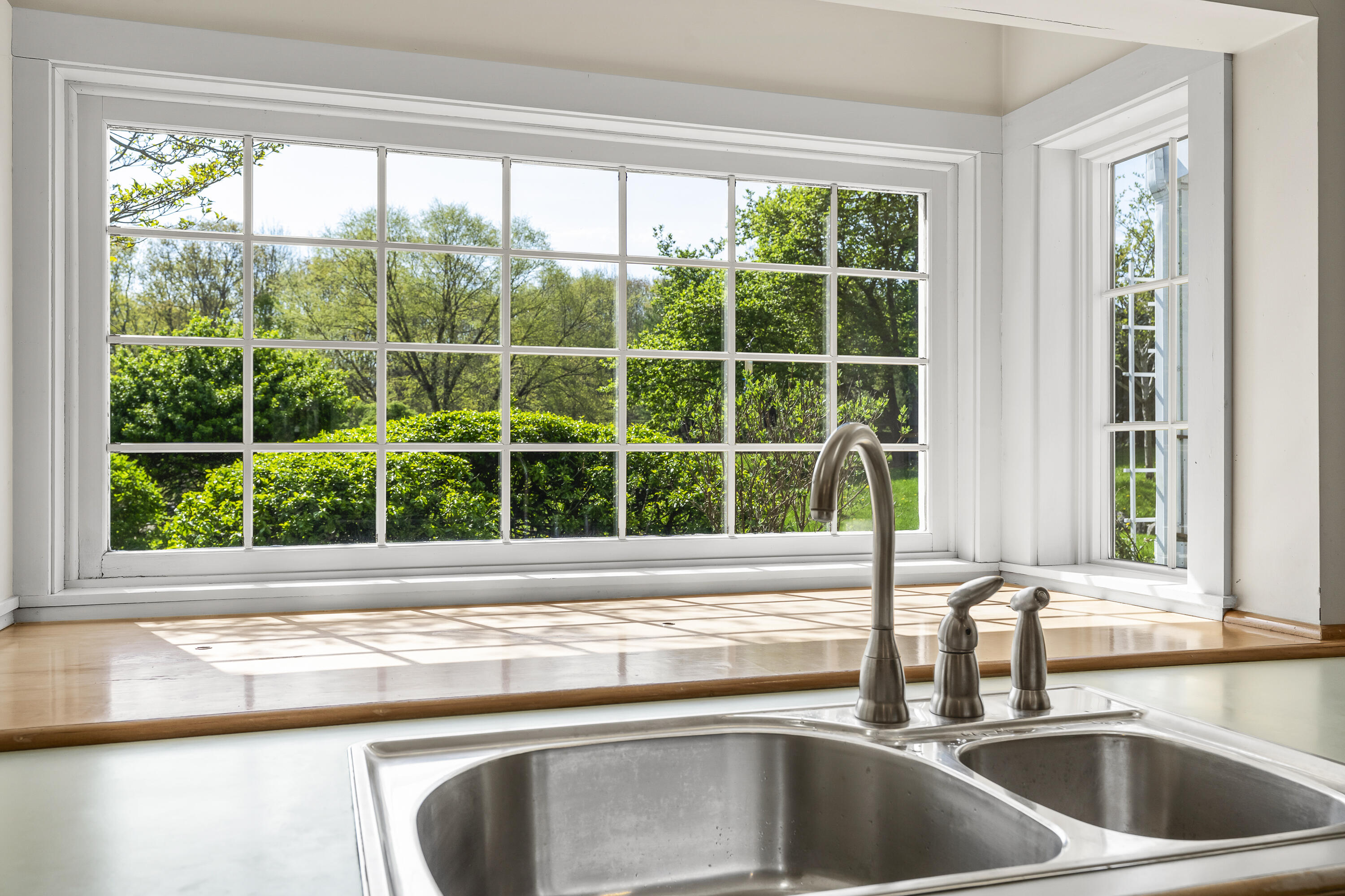 31 Woodward Farm Road Bristol ME 04539