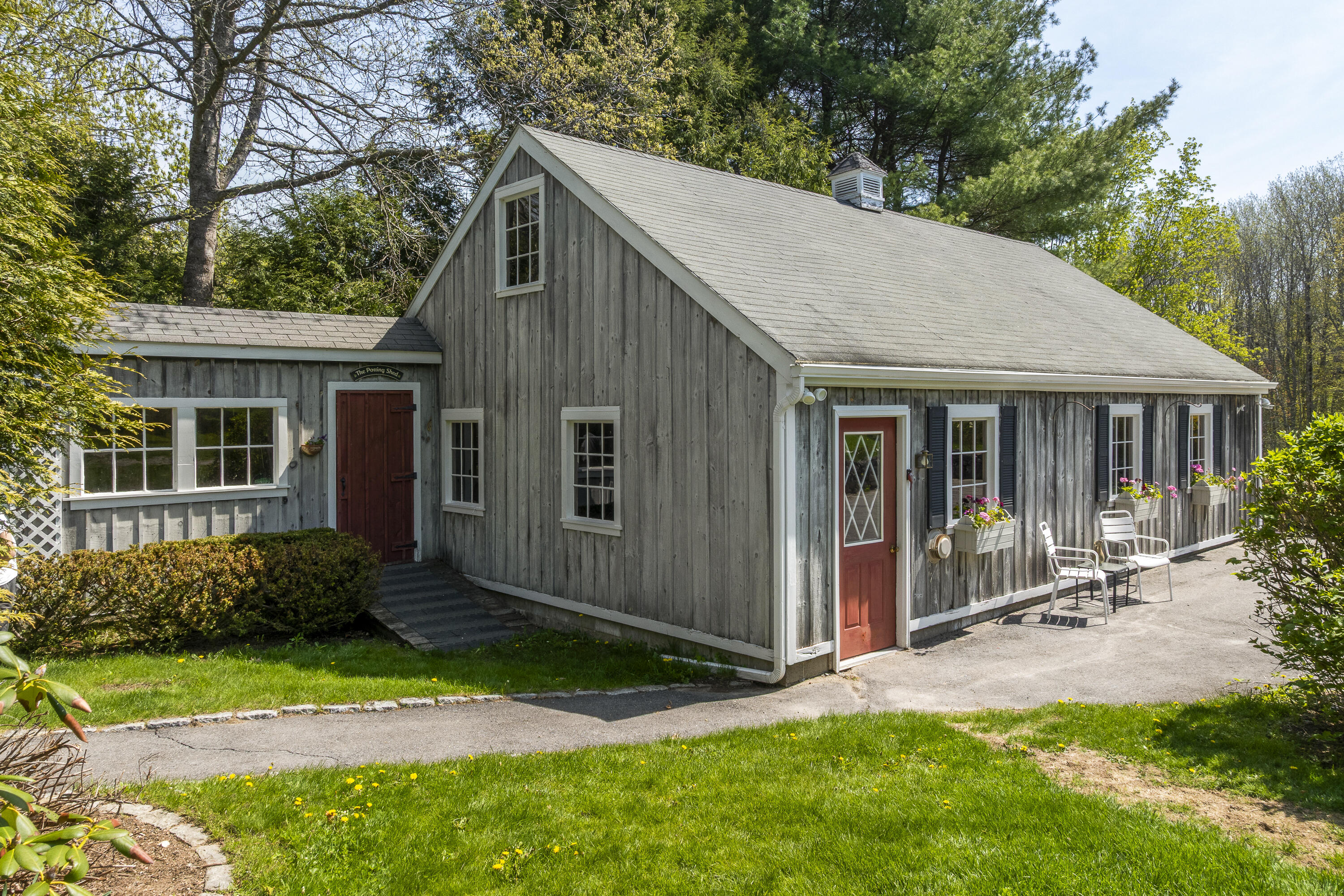31 Woodward Farm Road Bristol ME 04539