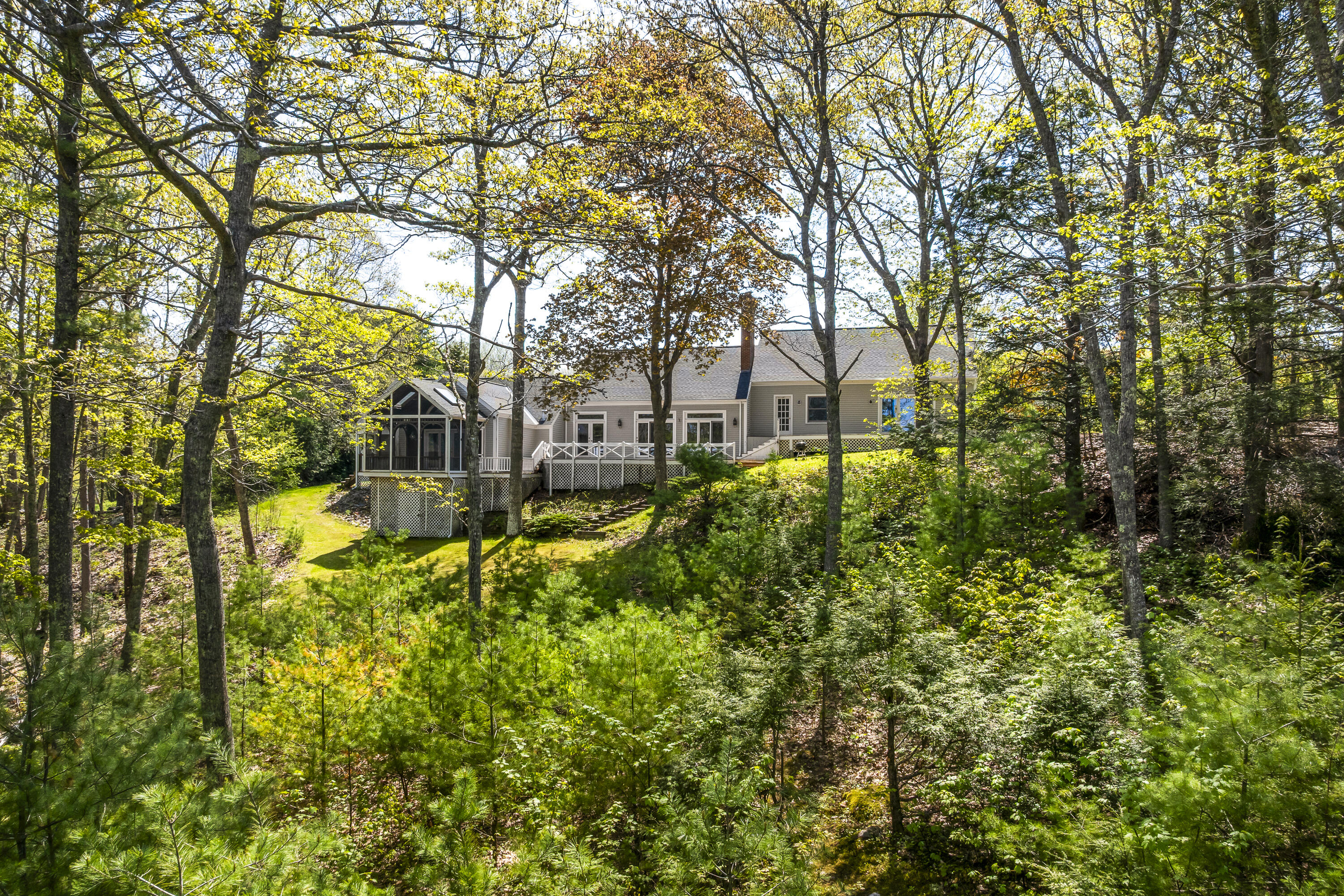 31 Woodward Farm Road Bristol ME 04539