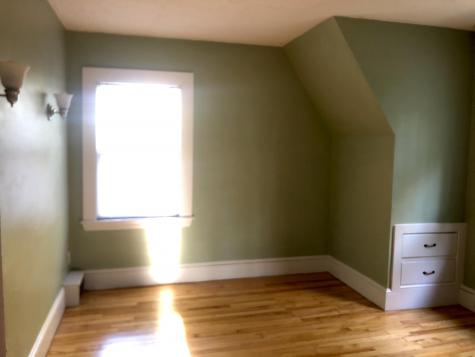 20 Fairlawn Avenue Lewiston ME 04240