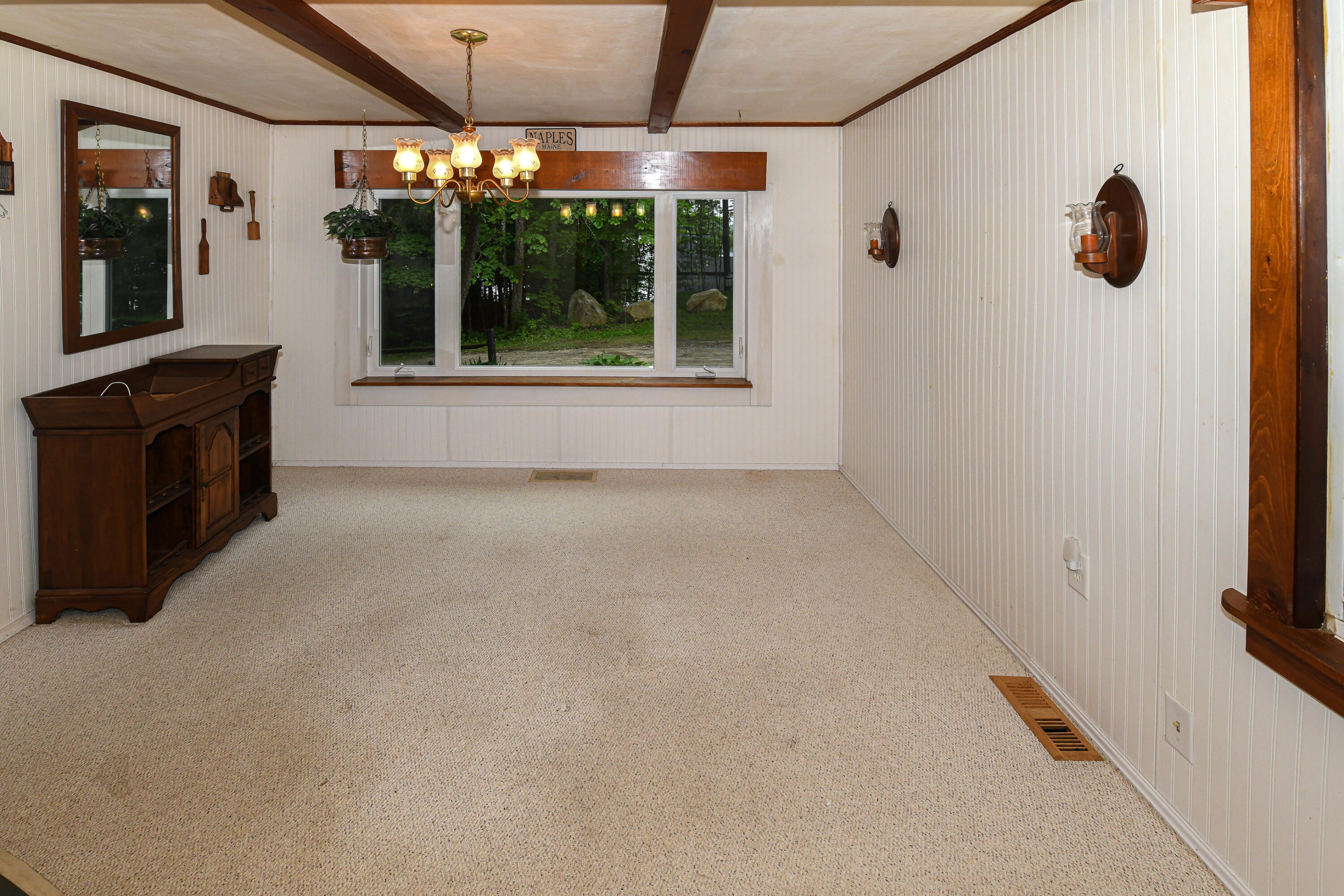 20 Rabbit Lane Naples ME 04055