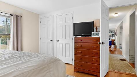 24 Oakland Road Falmouth ME 04105