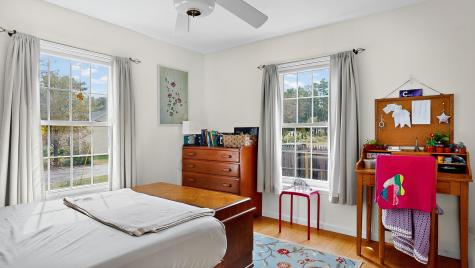 24 Oakland Road Falmouth ME 04105