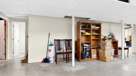 24 Oakland Road Falmouth ME 04105