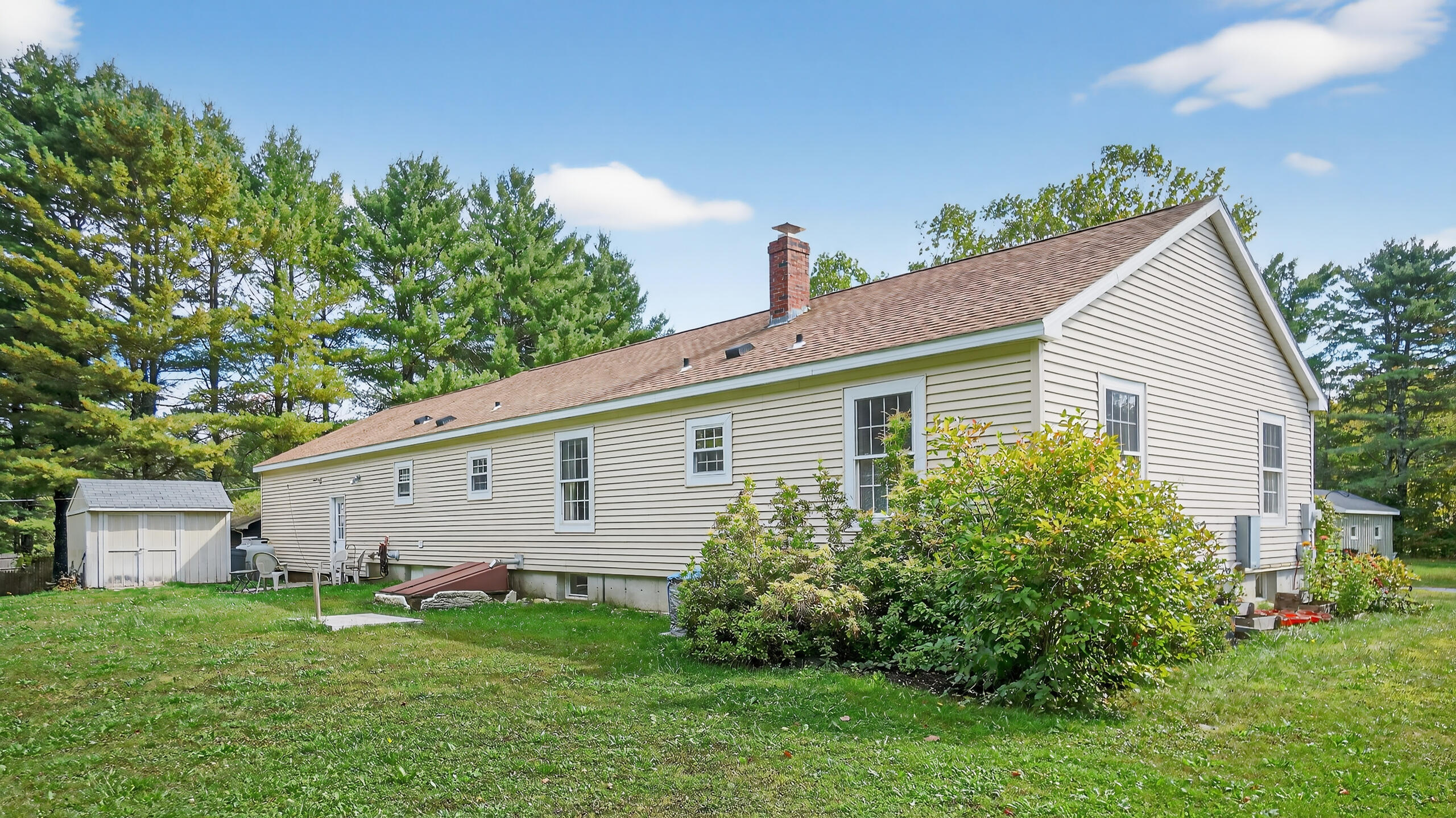 24 Oakland Road Falmouth ME 04105