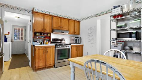 24 Oakland Road Falmouth ME 04105