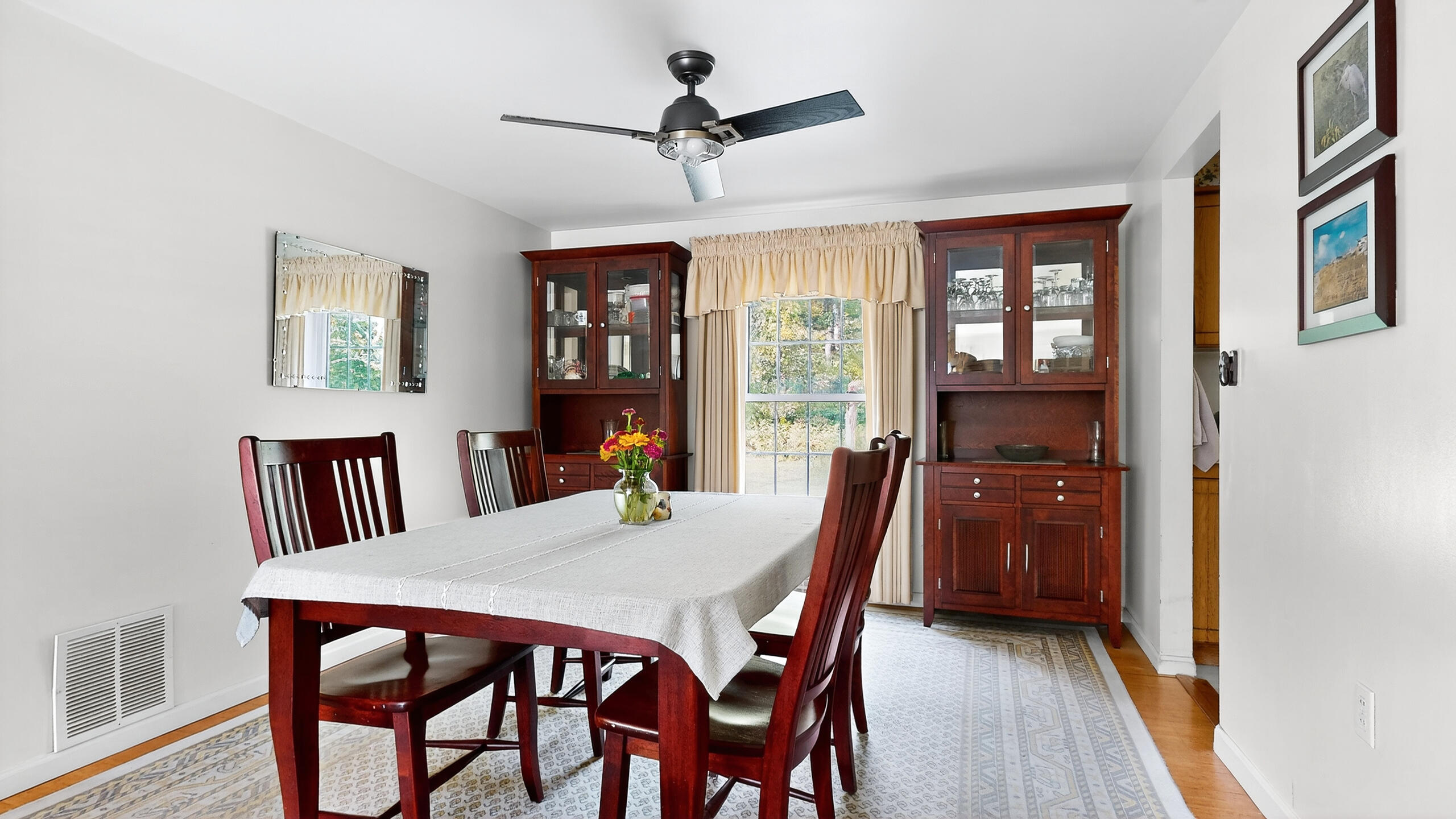 24 Oakland Road Falmouth ME 04105