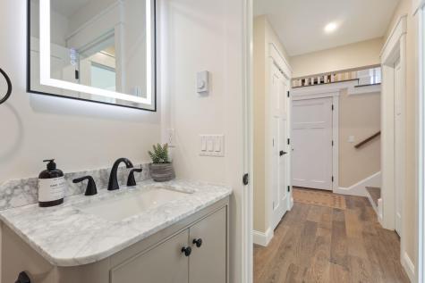 152 Anthoine Street South Portland ME 04106