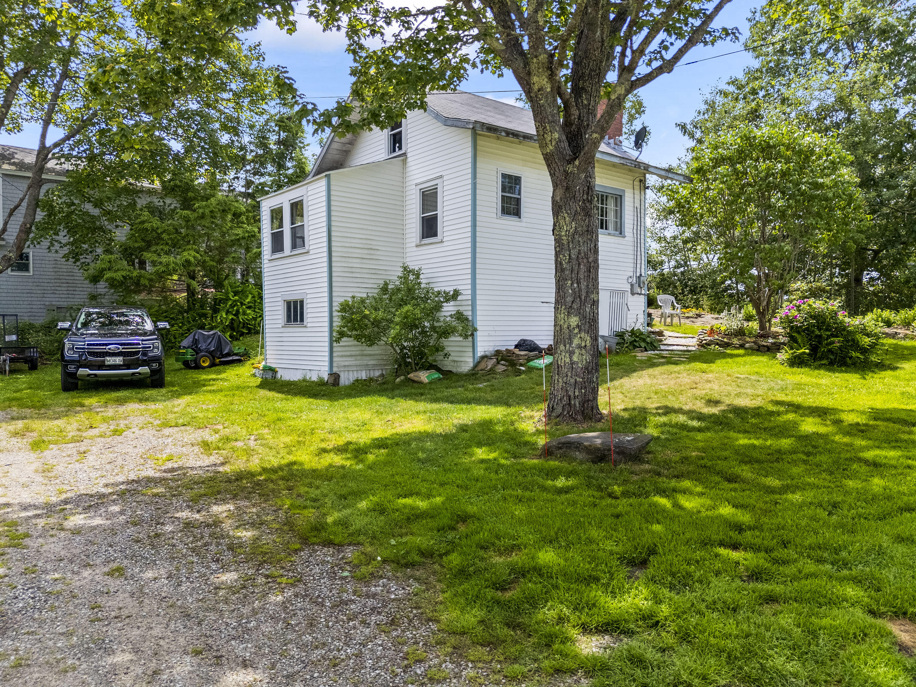 1689 Harpswell Islands Road Harpswell ME 04079