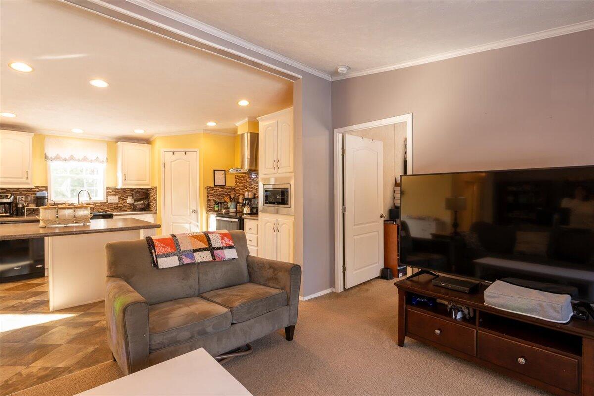 632 Cushing Road Friendship ME 04547