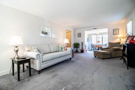 20 Woodside Drive Kennebunk ME 04043