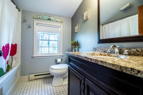 20 Woodside Drive Kennebunk ME 04043