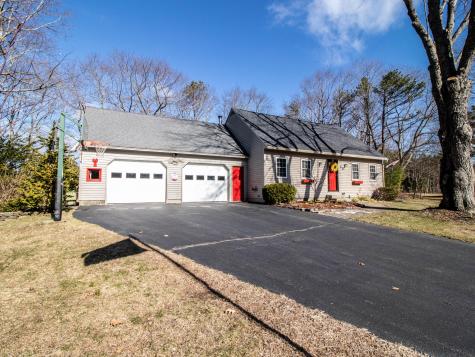 20 Woodside Drive Kennebunk ME 04043
