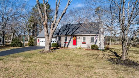 20 Woodside Drive Kennebunk ME 04043