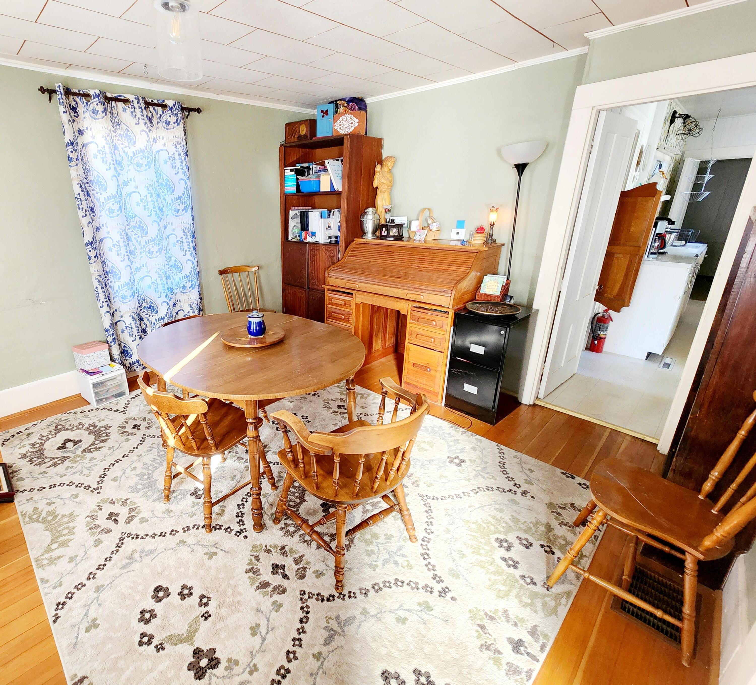 11 Solon Street Norway ME 04268