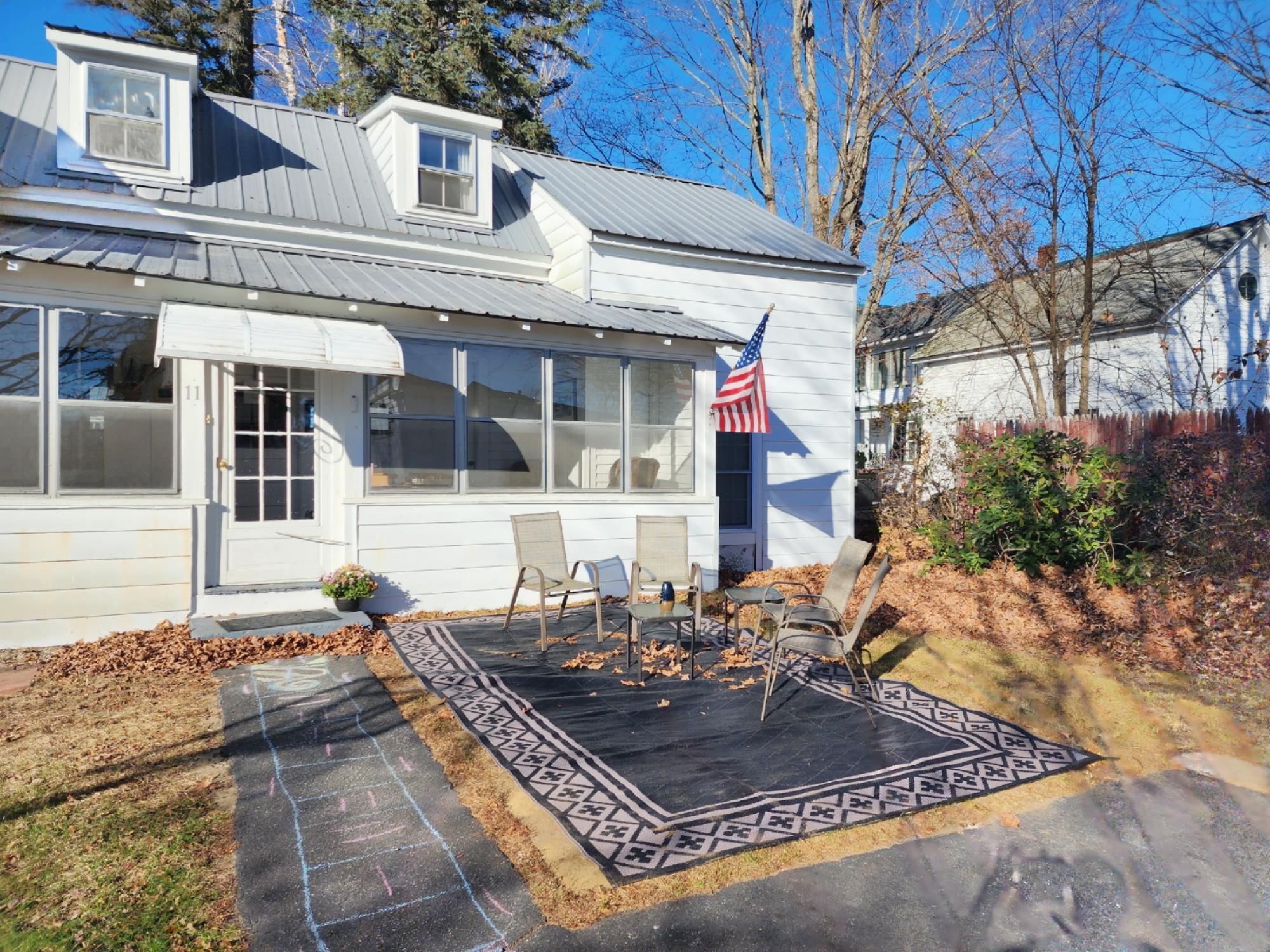 11 Solon Street Norway ME 04268