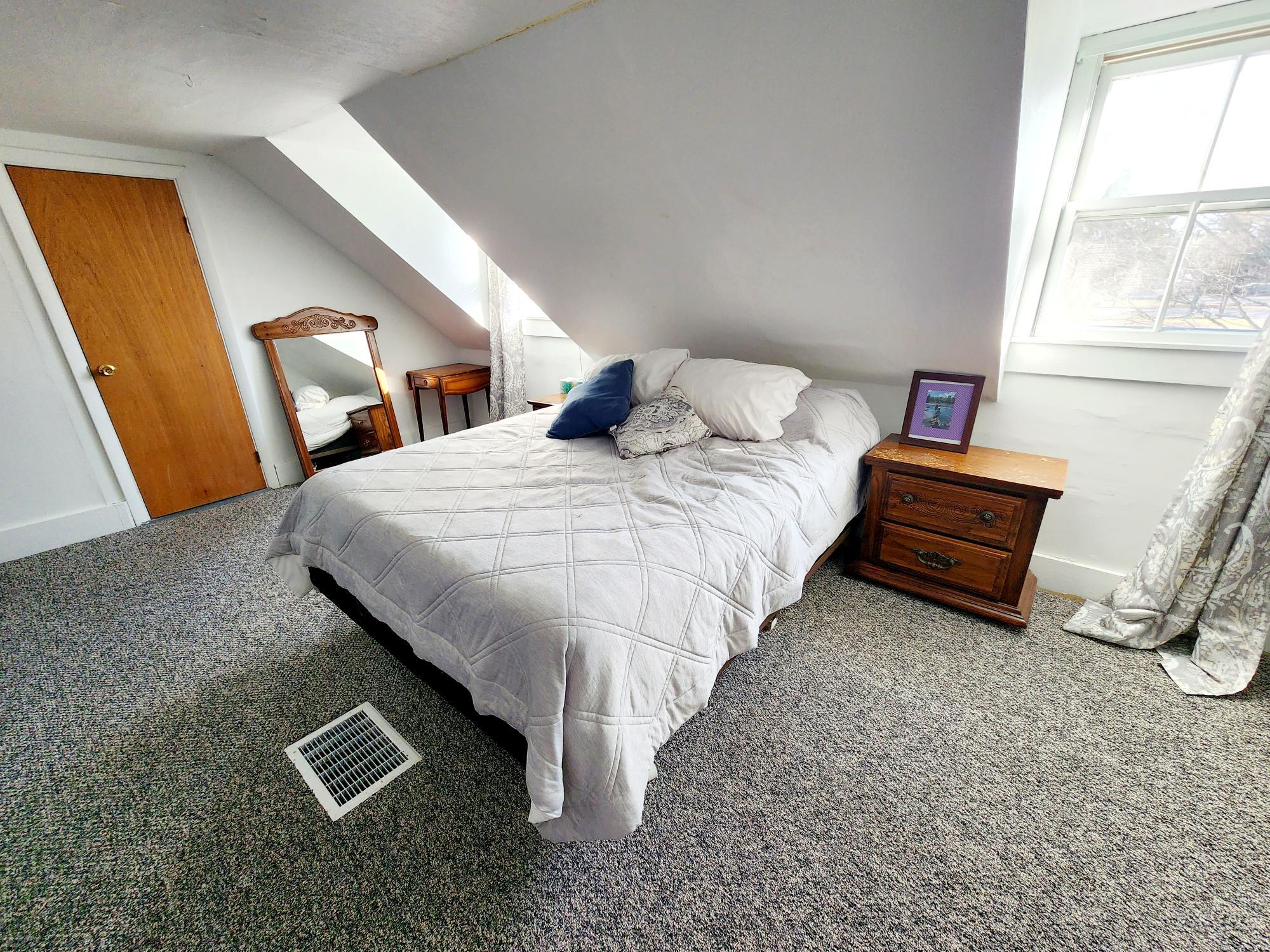11 Solon Street Norway ME 04268