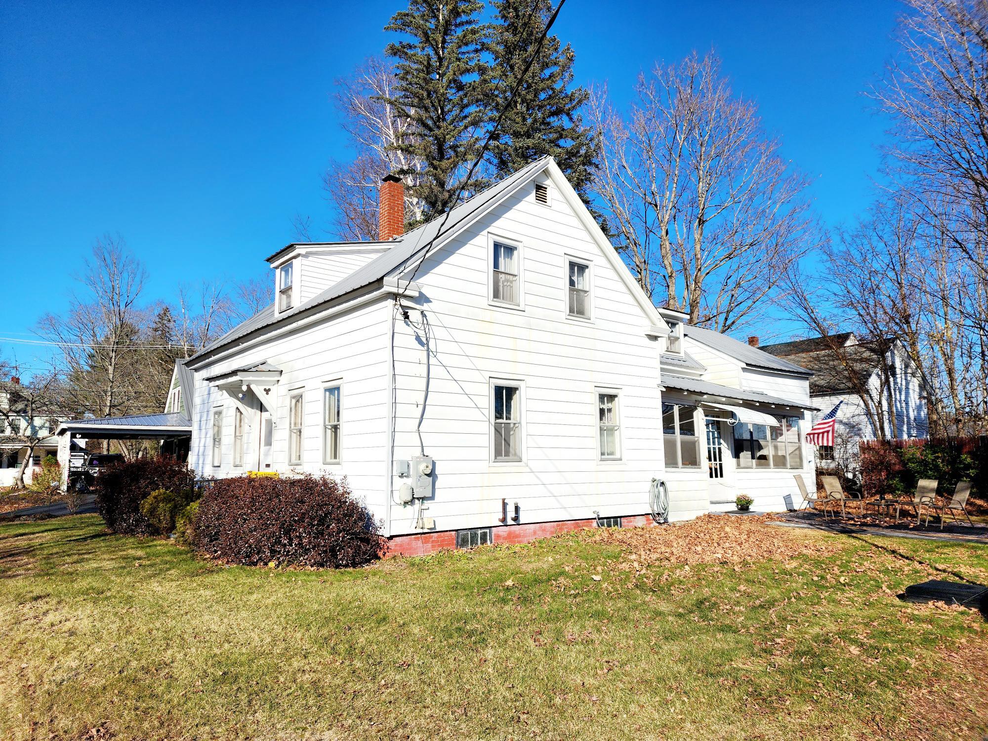 11 Solon Street Norway ME 04268