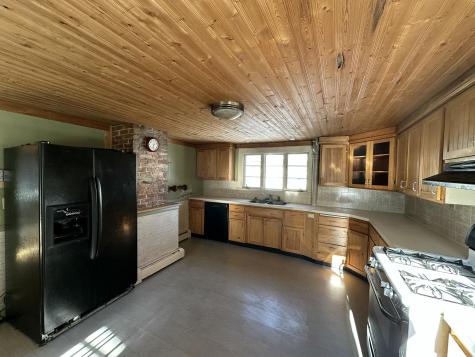 17 Elm Street Houlton ME 04730