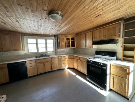 17 Elm Street Houlton ME 04730