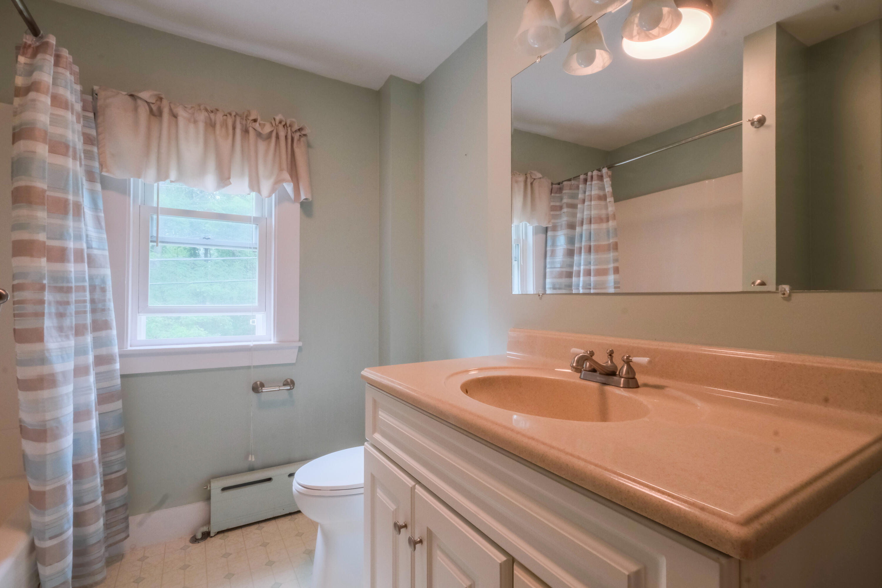 25 Oliver Street Bath ME 04530