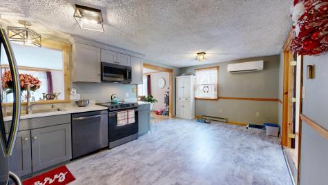 11 Highland Heights Winthrop ME 04364