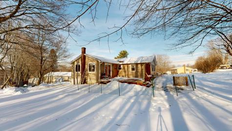 11 Highland Heights Winthrop ME 04364