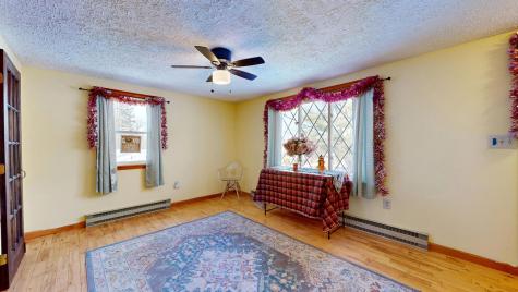 11 Highland Heights Winthrop ME 04364