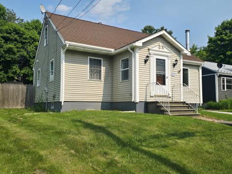 351 Maple Street Bangor ME 04401