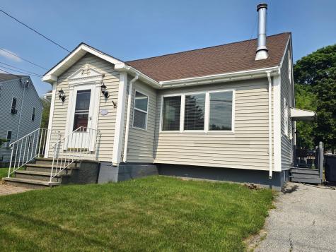 351 Maple Street Bangor ME 04401