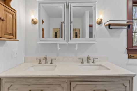 35 Cushman Road Nobleboro ME 04555