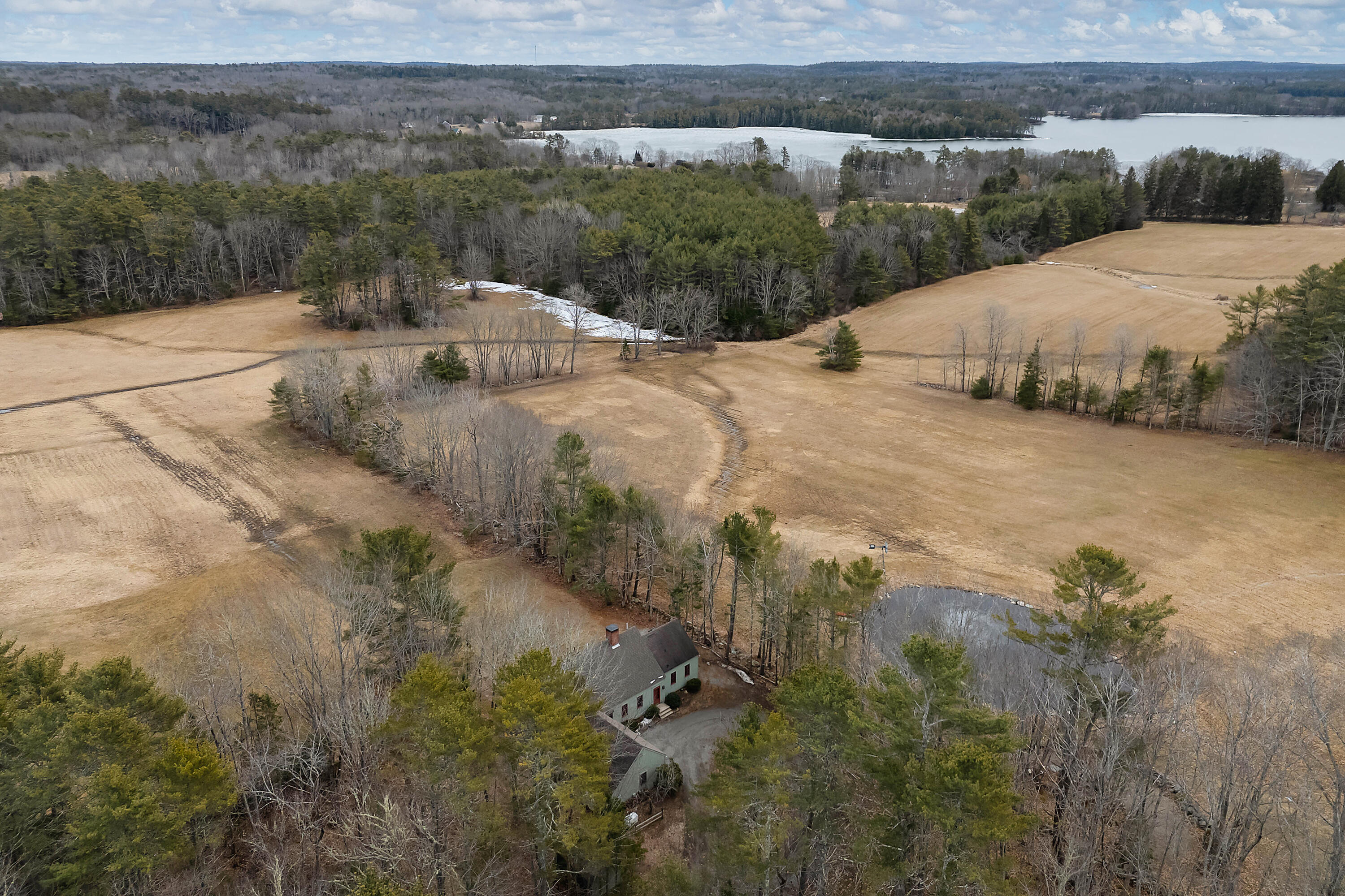 35 Cushman Road Nobleboro ME 04555