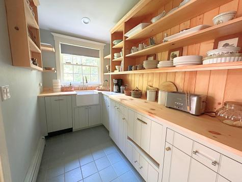 8 Old Seabury Road York ME 03909