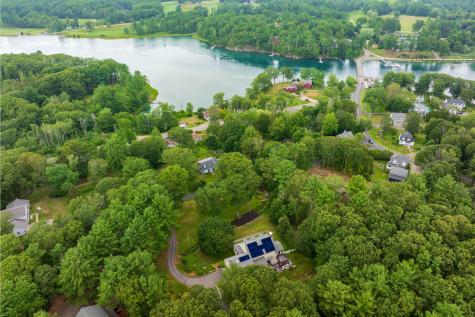 8 Old Seabury Road York ME 03909