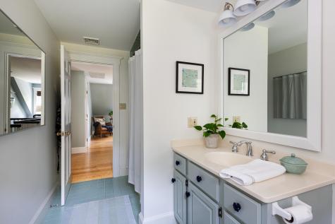 8 Old Seabury Road York ME 03909