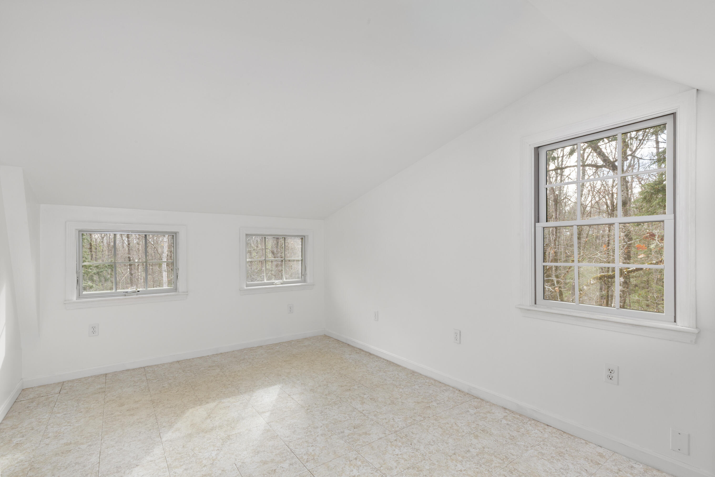 13 Hemlock Drive Lincolnville ME 04849