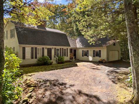 13 Hemlock Drive Lincolnville ME 04849