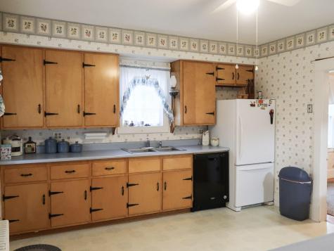 2113 N Belfast Avenue Augusta ME 04330